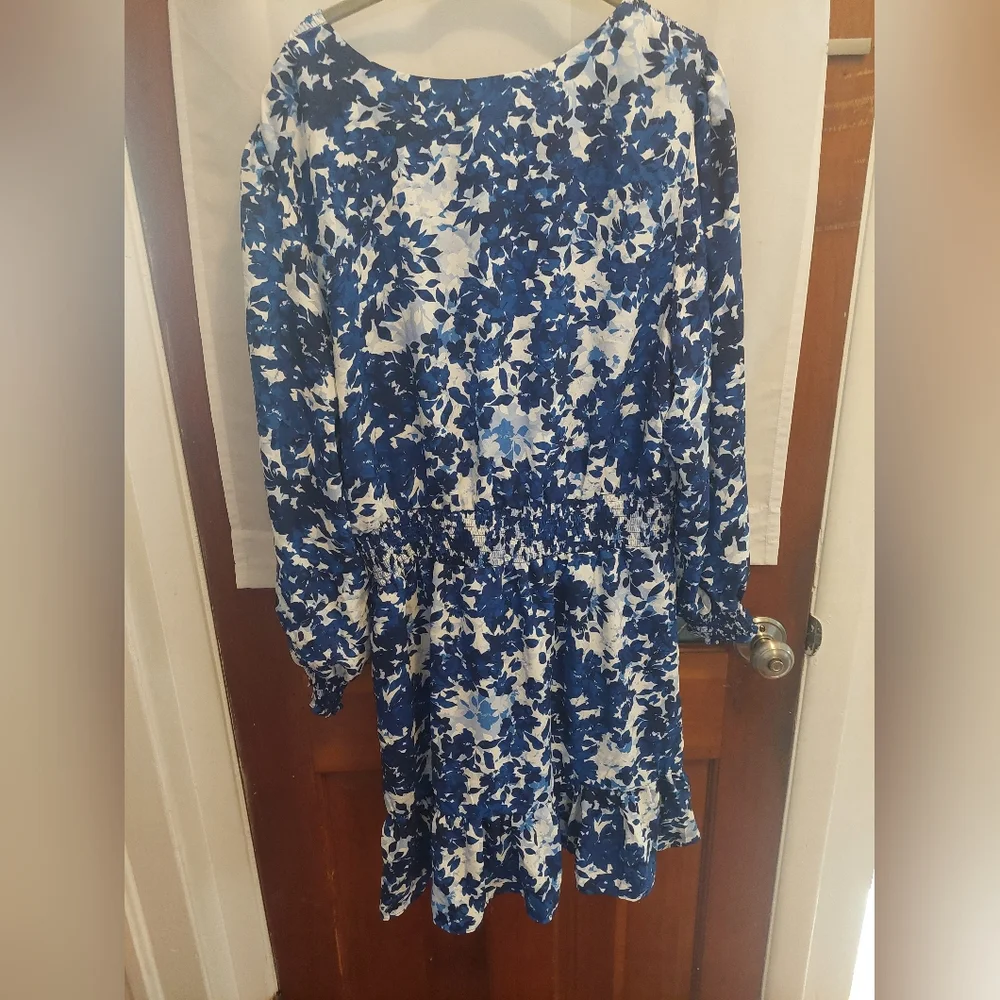 nwot Vince Camuto long sleeve‎ tiered mini dress XXL